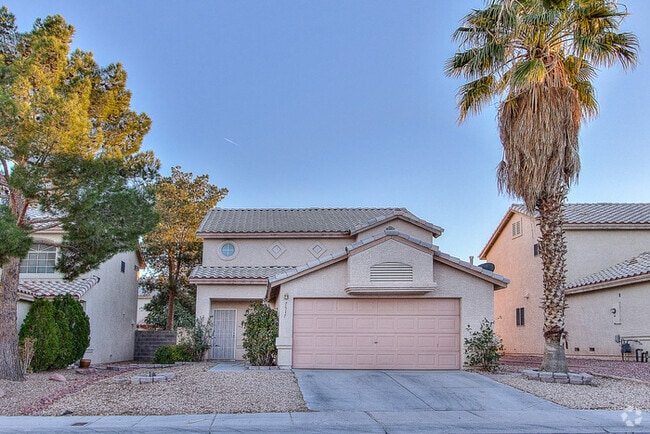 Building Photo - Charming 3-Bedroom Home with Spacious Back...