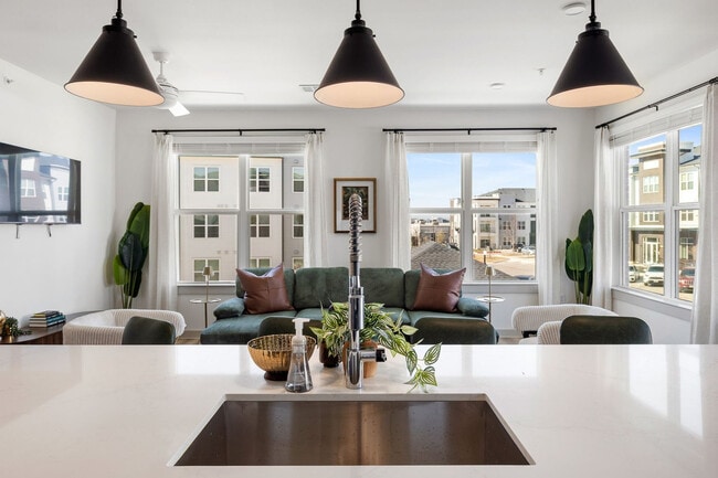 Photo - 1301 Leah Ave Unidad SI FL1-ID1499103P