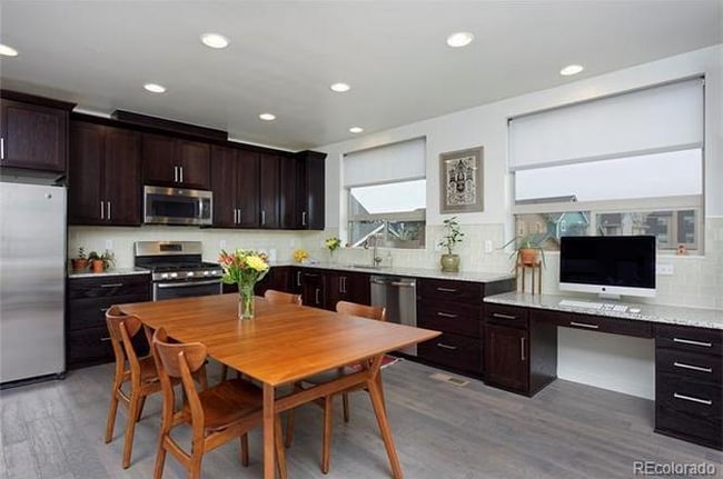 Photo - 9073 Northfield Blvd