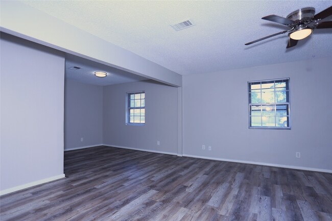 Photo - 1117 County Rd 515