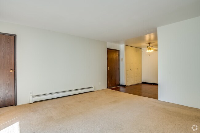 2BR, 1BA - 900SF - Living Room