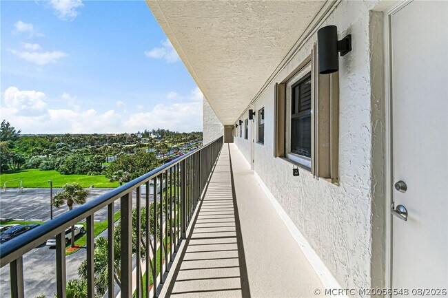 Photo - 10310 S Ocean Dr Unit 504