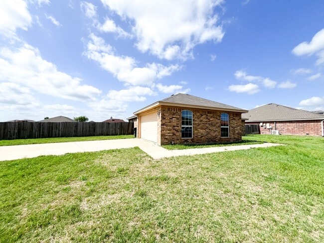 Photo - Available NOW!!!! This Beautiful 1 story, 4 Bedroom, 2 bath home in Killeen has a lot to offer! ...