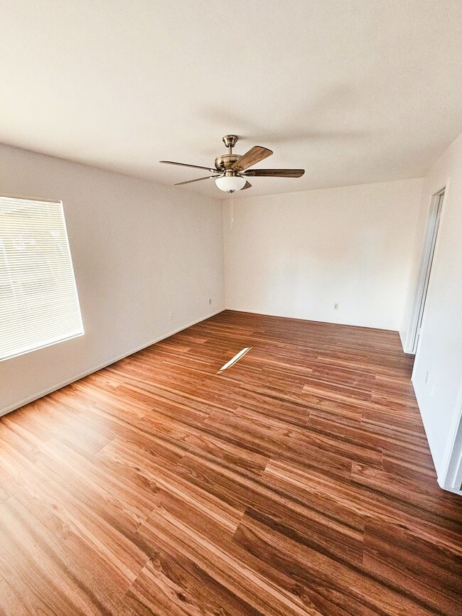 Photo - Updated Peoria Home with Modern Finishes