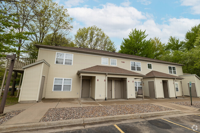 Building Photo - Sylvan Glen Apartments