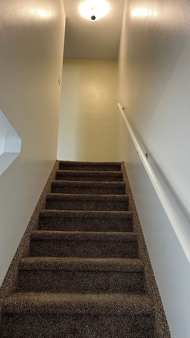 Stairs to 2nd floor bedrooms