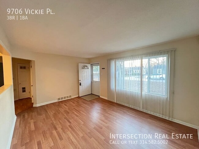 Photo - 9706 Vickie Pl