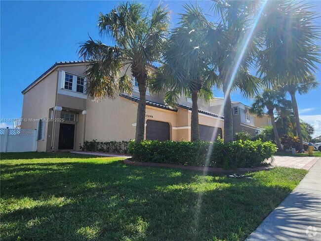 Building Photo - 15840 NW 16th Ct Rental