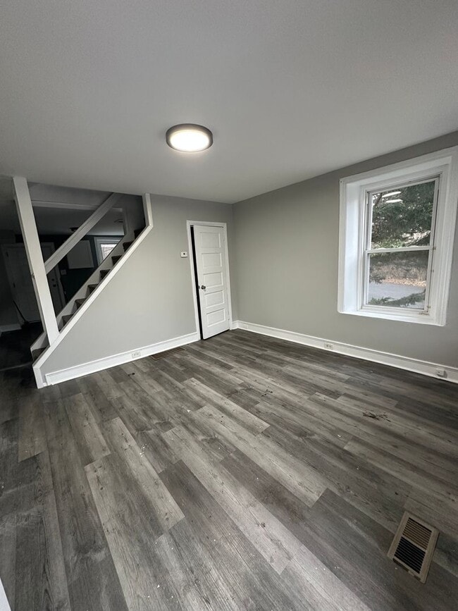 Photo - Newly renovated 2 bedroom