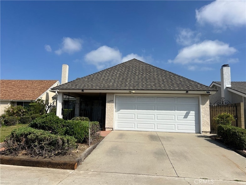 Photo - 13459 Felson St