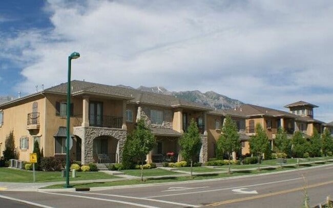 Building Photo - Beautiful Townhouse w attached 2 car garag...