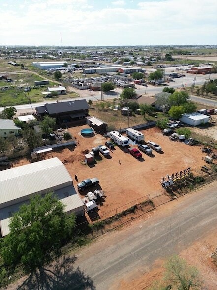 Photo - 2811 S County Rd 1200