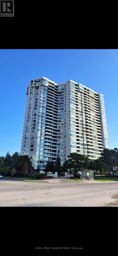Photo - 550 Webb Dr