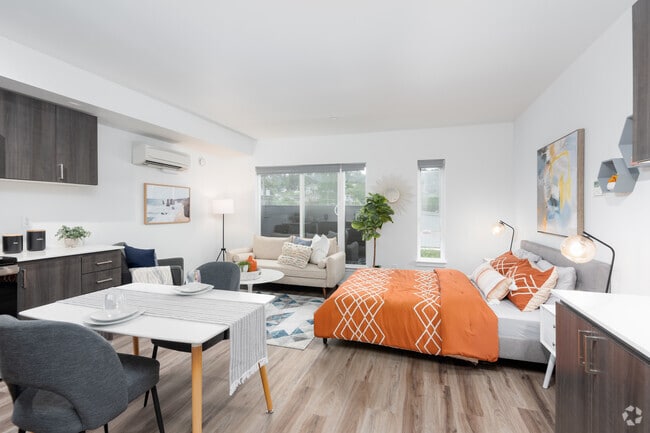 Studio, 1BA - 450-480SF