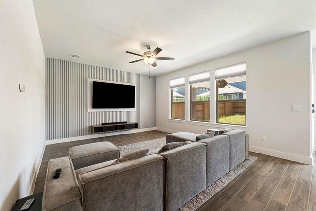 Photo - 8609 Cottage Rose Dr