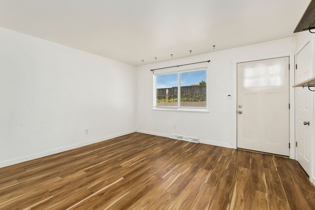 Photo - 4041 Goodell Ln Unit 7