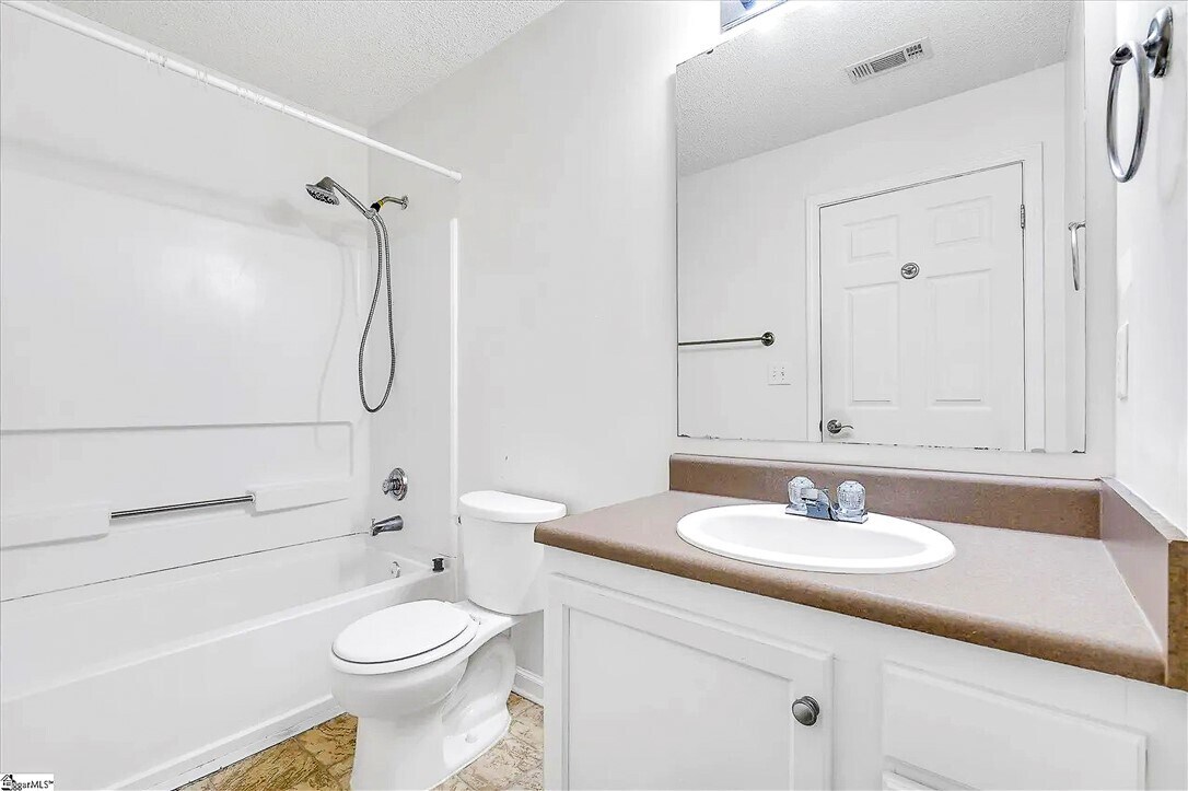 Photo - 1412 Harts Ridge Dr