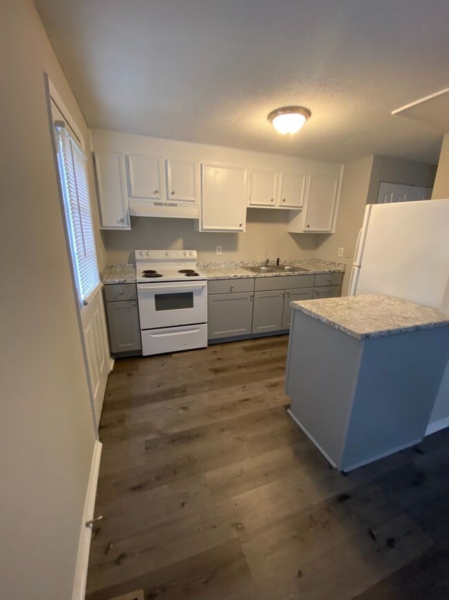 Photo - 2124 Bogarde St Unit A