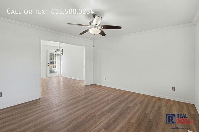 Photo - 1505 Chapman Ln