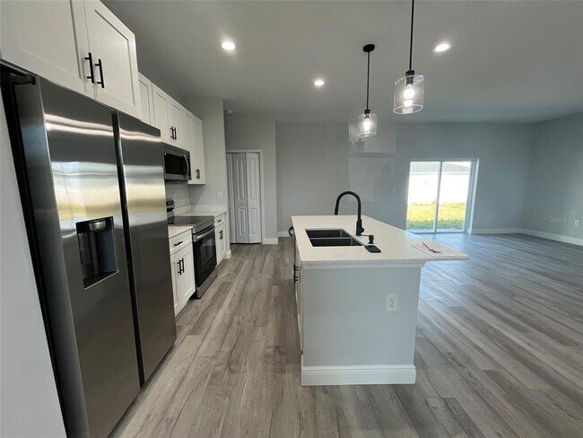 Photo - 5296 Gillot Blvd