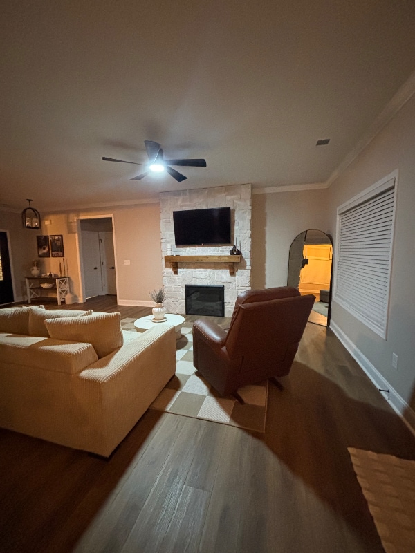 Photo - 229 Carriage Gate Dr