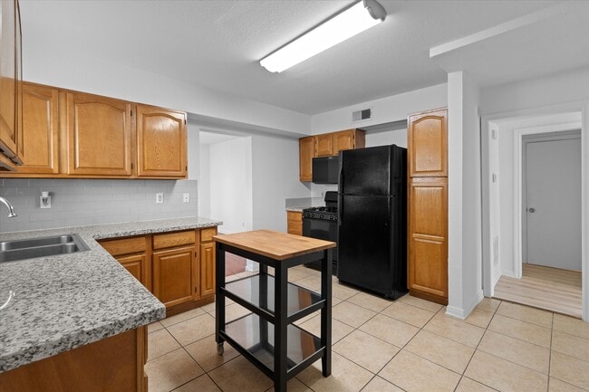 Photo - 3430 Rosedale St