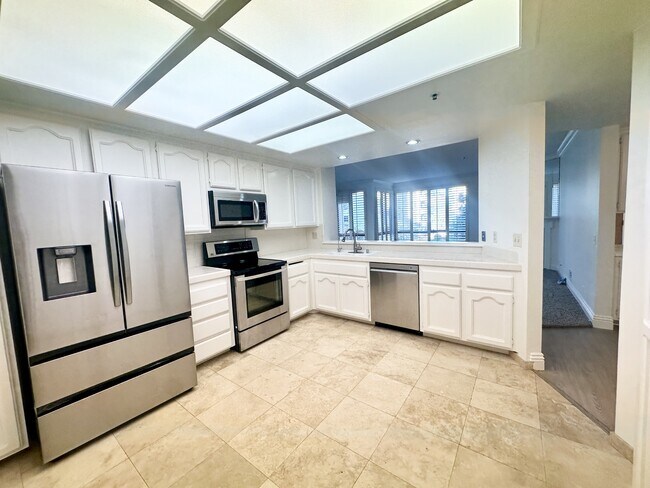 Photo - 5865 Friars Rd