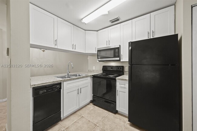 1076 Coral Club Dr Unit 1076