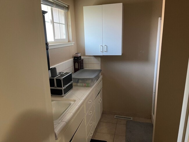 Photo - 3 Bed 2 Bath Home with Swimming Pool in Desirable Presidential Neighborhood!