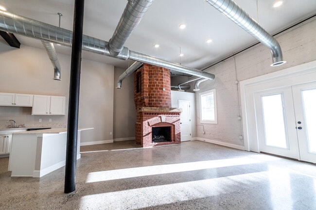 Photo - Buckingham & Balmoral