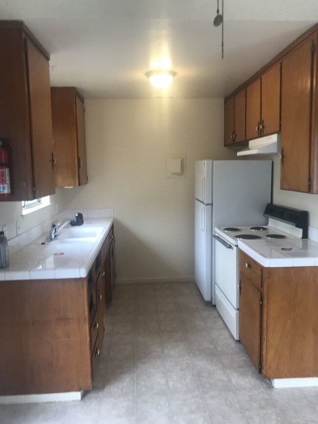 Unit Is On Second Floor Laundry Room Onsite Apartment For In Photo Unit Is On Second Floor Laundry Room Onsite Al