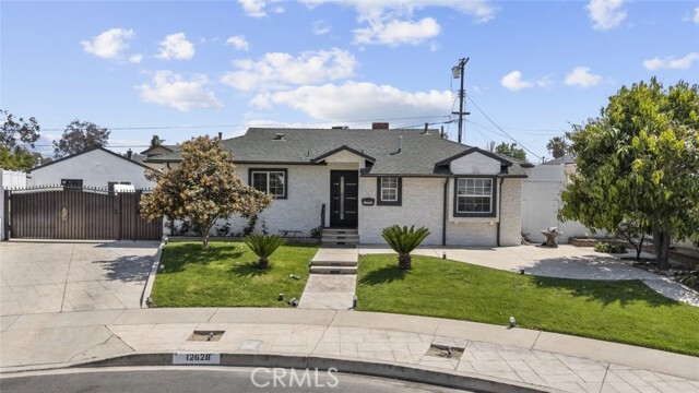 Photo - 12628 Stagg St House