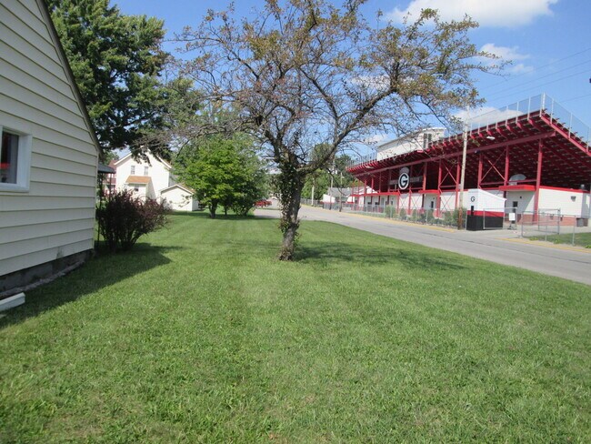 Photo - 308 E Howard St