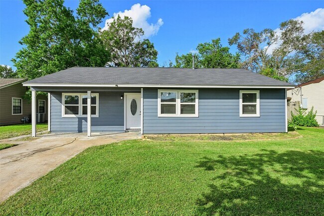 Building Photo - 1109 San Felipe St