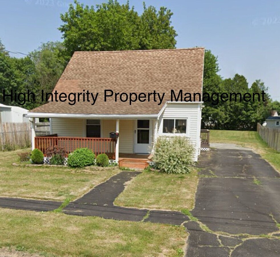 Photo - Charming single family home