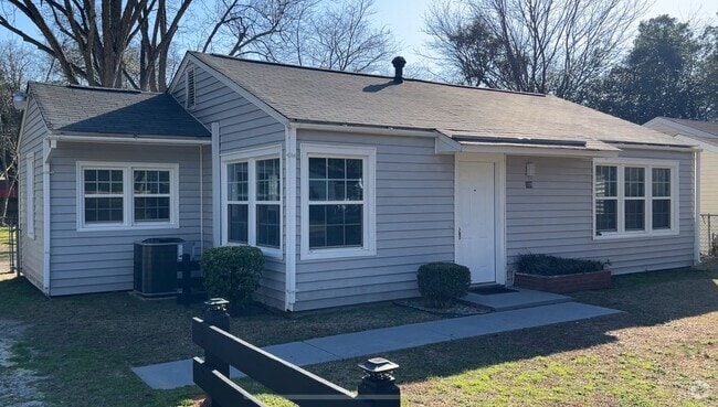 Building Photo - 109 Sharyn Ln Rental