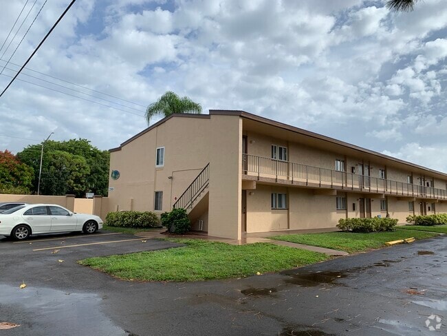 Building Photo - 2908 Clark Rd Unit 2 Rental