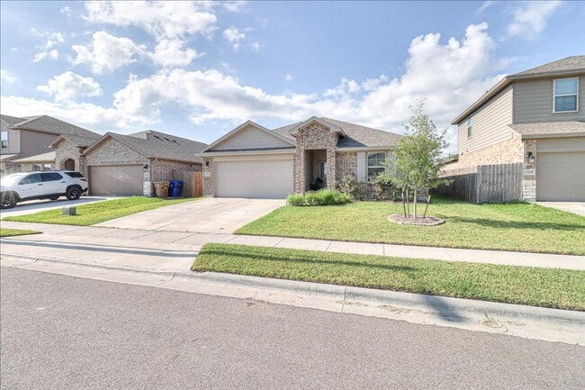 Photo - 7213 Adler Dr