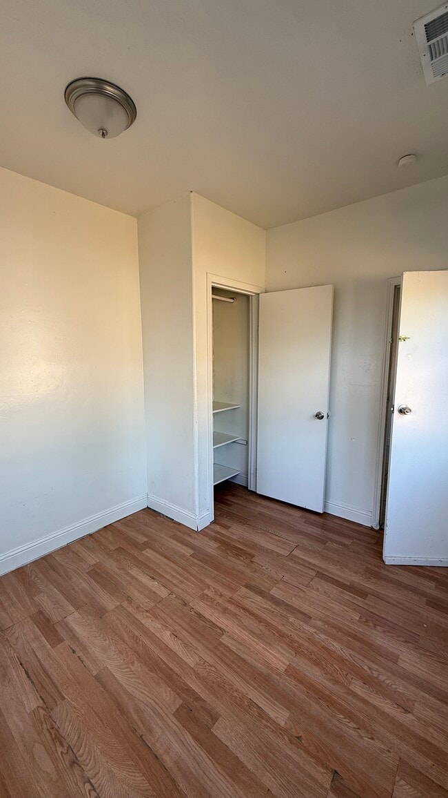 Photo - 202 Roselawn Ave
