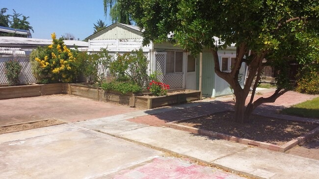 Building Photo - Charming Remodeled Home in Turlock!