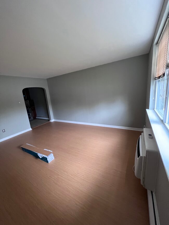 Photo - 151 Burmont Rd Unidad 1st Floor