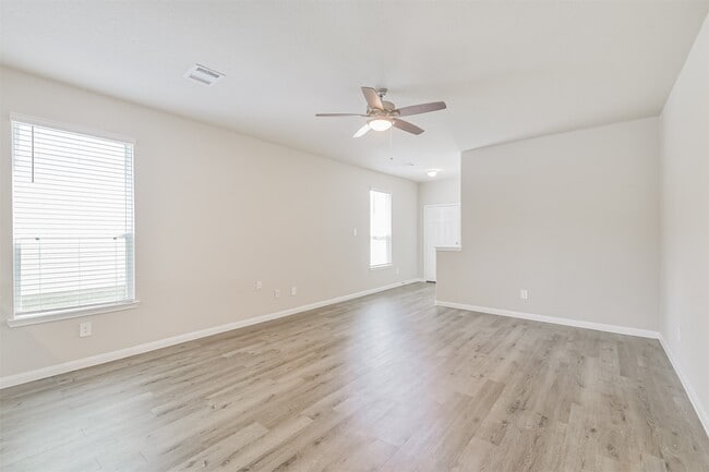 Photo - 2934 Lawrence Pk Ct