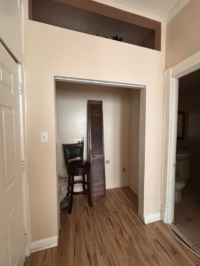 Photo - 2701 W 18th St Unit 2F