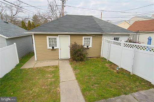 Photo - 1429 Easton Ave House