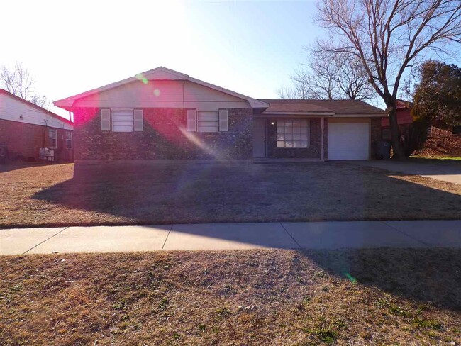 Photo - 3210 NE Cimarron Trail Casa