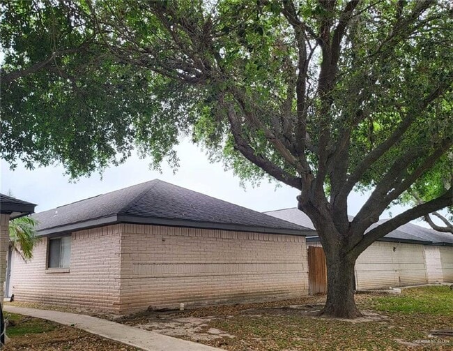 Building Photo - 709 Robin Ave Unit 2 Rental