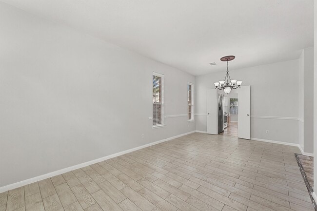 Photo - 17206 Stonebridge Trail