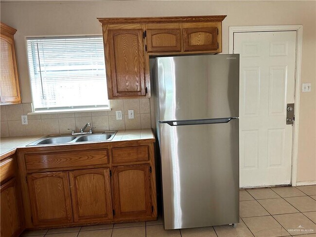 Photo - 1803 S Kumquat St Apartment