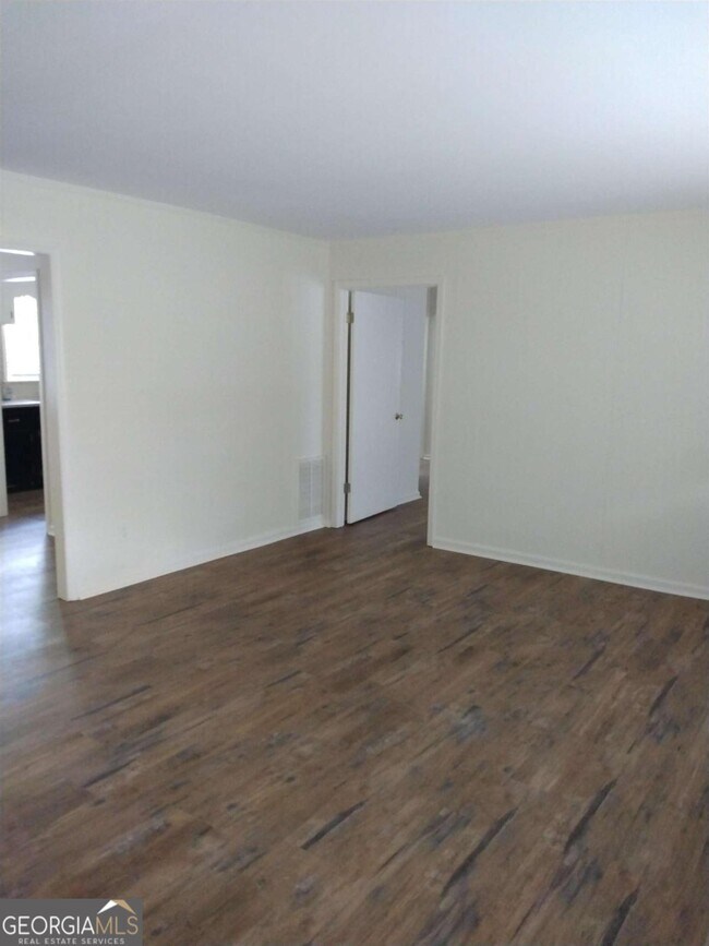 5134 Indie Cir SE