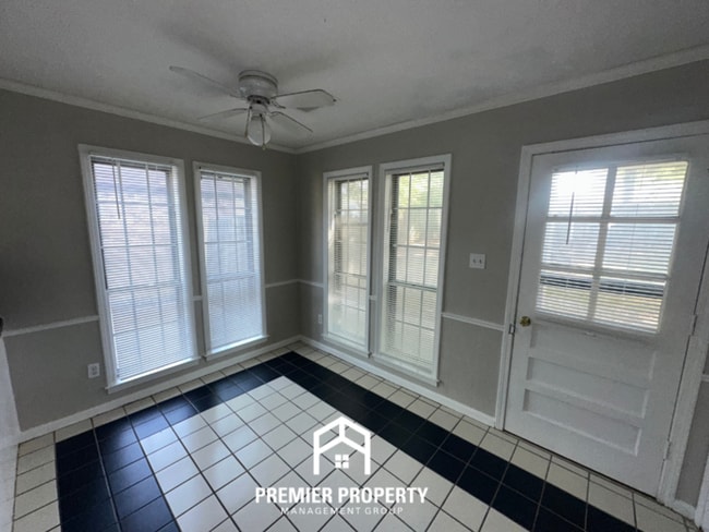 Photo - 4474 Grinstead Cove